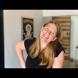 Meet your Posher, Kelly